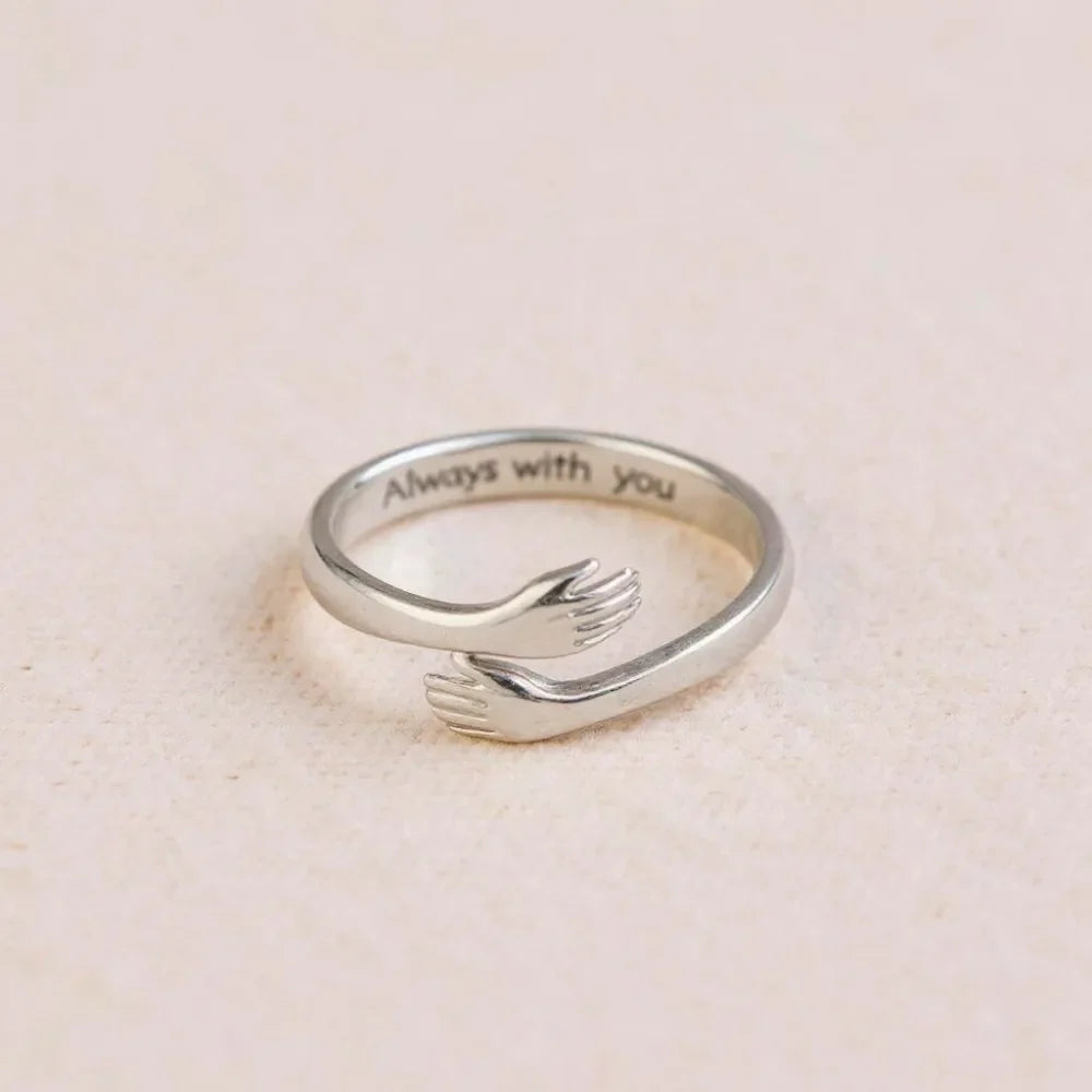 Amoria™ Justerbar Silverring – Omsluten av Kärlek